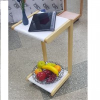 Мобильный прикроватный мини-столик (квадрат). Цвет: белый. Ножки: ольха